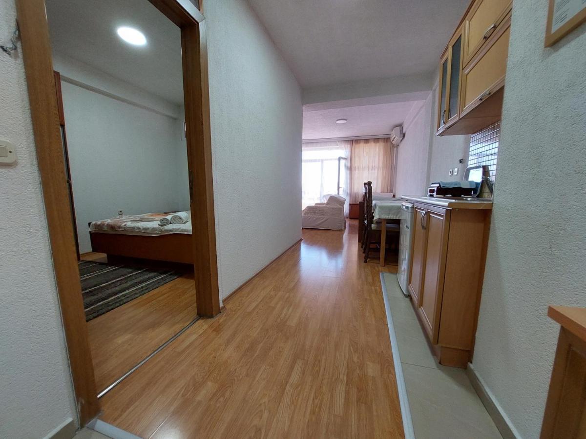 Hotel Venecia Apartments Struga Luaran gambar